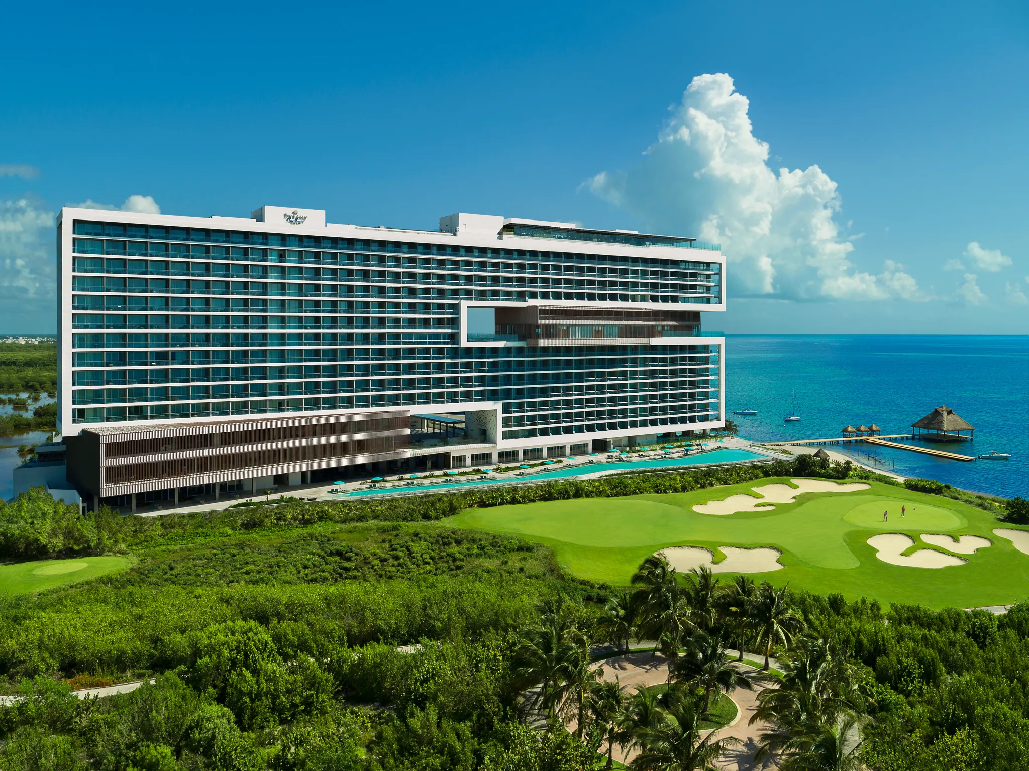 Hyatt Vivid Cancun Aerial 1